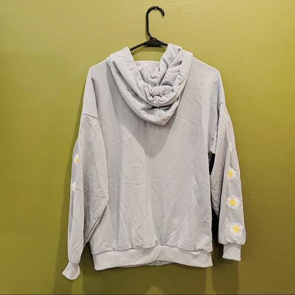 Daisy-embroidered Oversized Zip-up Hoodie - Picture 3 of 3